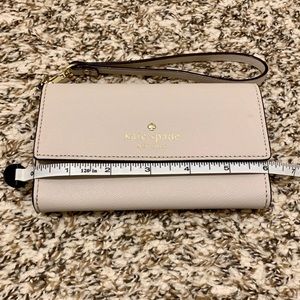 Kate Spade Cedar Street iPhone Wristlet